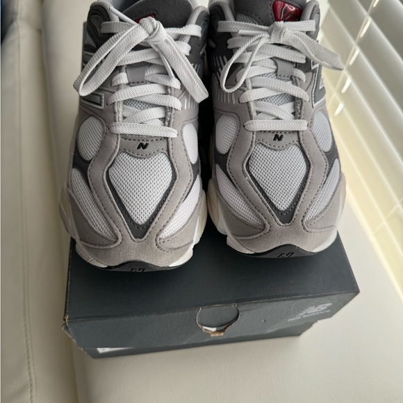 New Balance 9060 Gray and Cream Sneakers - Picture 2 of 5
